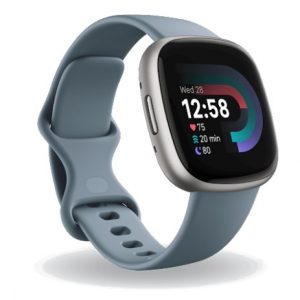 Smartwatch Fitbit by Google Versa 4 niebiesko-platynowy.