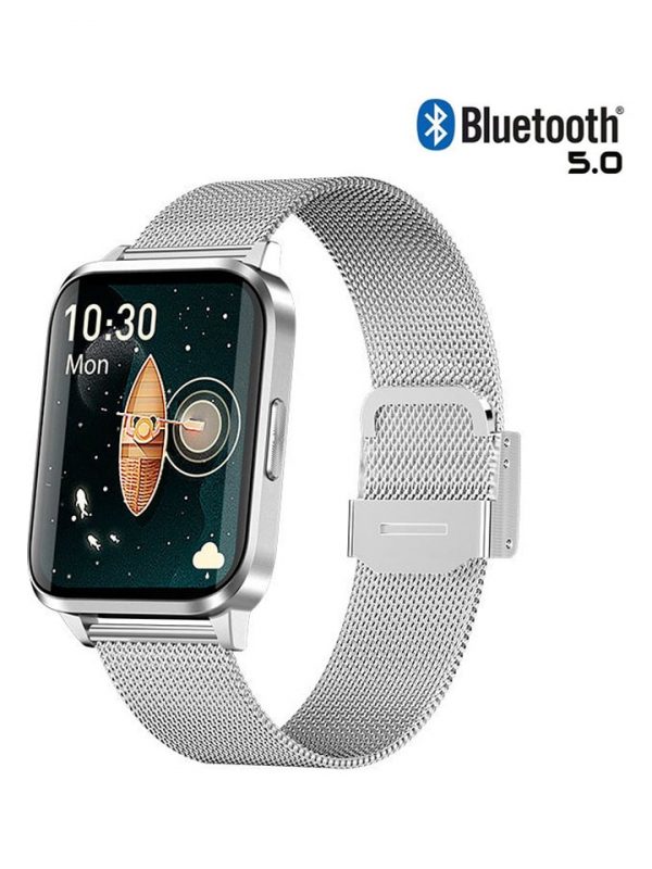 Smartwatch w kolorze srebrnym.