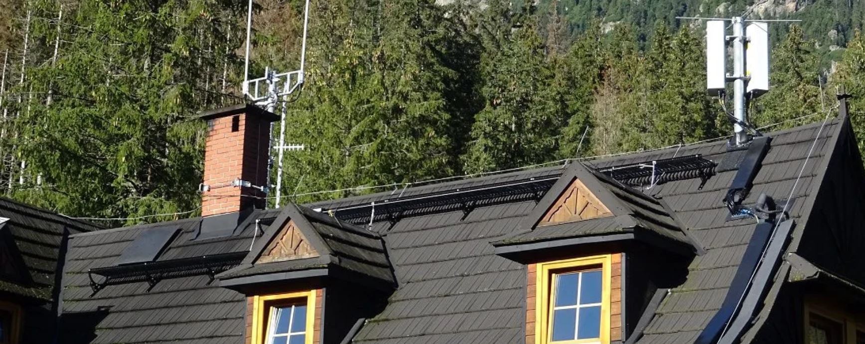 schronisko anteny telekomunikacyjne